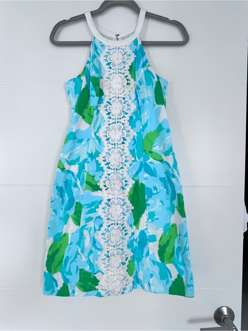 Lilly Pulitzer First Impression Pearl Shift Halter Dress Poolside Blue Lace